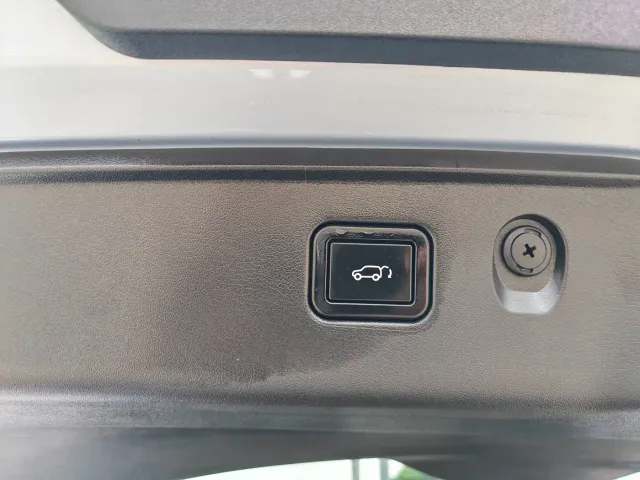 Changan UNI-T — Фото автомобиля 21