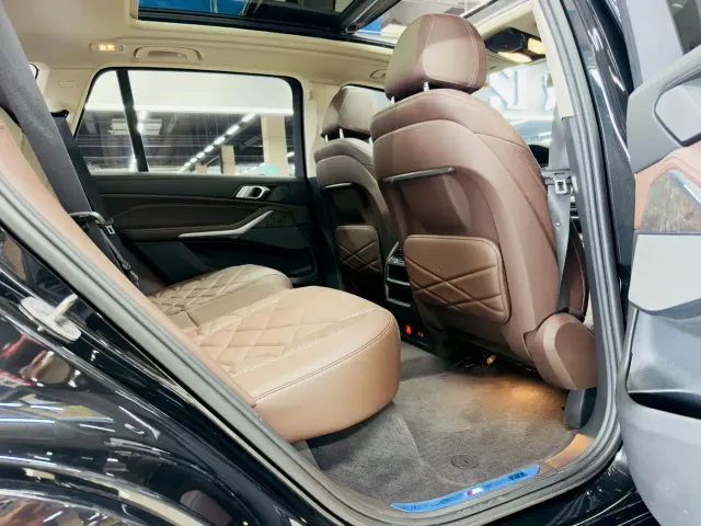 BMW X5 — Фото автомобиля 11