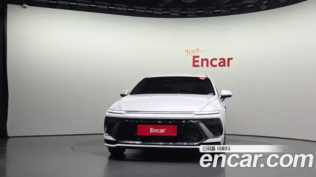 Hyundai Sonata Sonata Edge(DN8) 2.0 LPG(Для проката) — Фото автомобиля 3