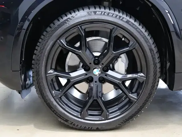 BMW X5 — Фото автомобиля 27