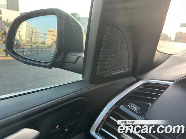 BMW X5 xDrive 40i M Sport — Фото автомобиля 8
