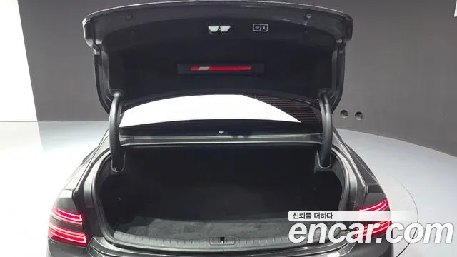 Genesis G80 RG3 — Фото автомобиля 24