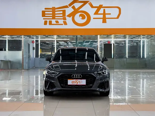 Audi A4L — Фото автомобиля 3