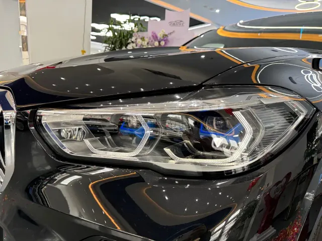 BMW X5 — Фото автомобиля 15