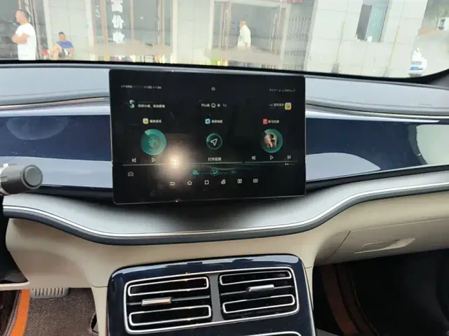 BYD Qin PLUS — Фото автомобиля 12