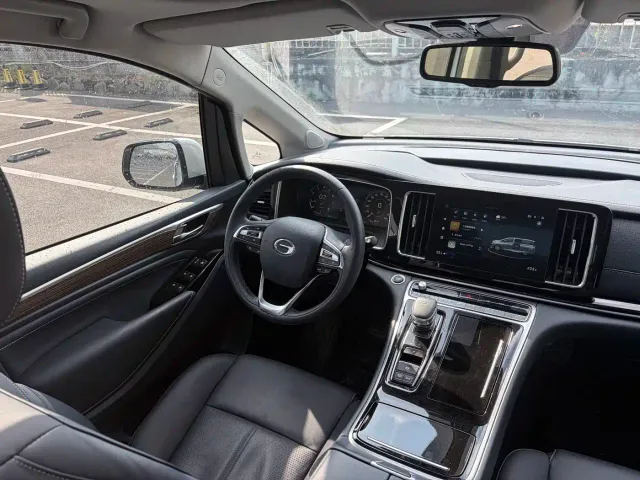 GAC Trumpchi M8 — Фото автомобиля 14