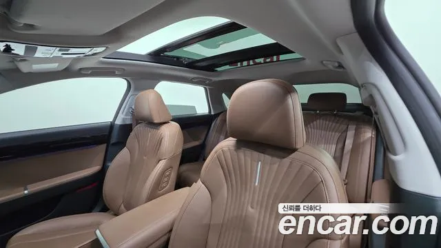 Hyundai Grandeur GN7 — Фото автомобиля 18