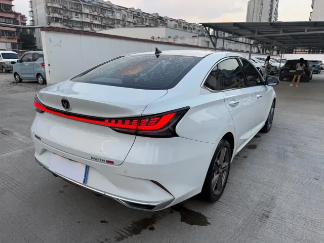 Changan Raeton Plus — Фото автомобиля 12