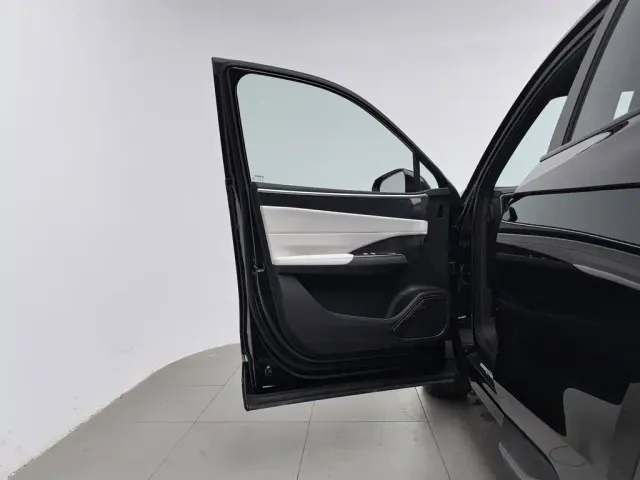 Geely Galaxy L7 — Фото автомобиля 8