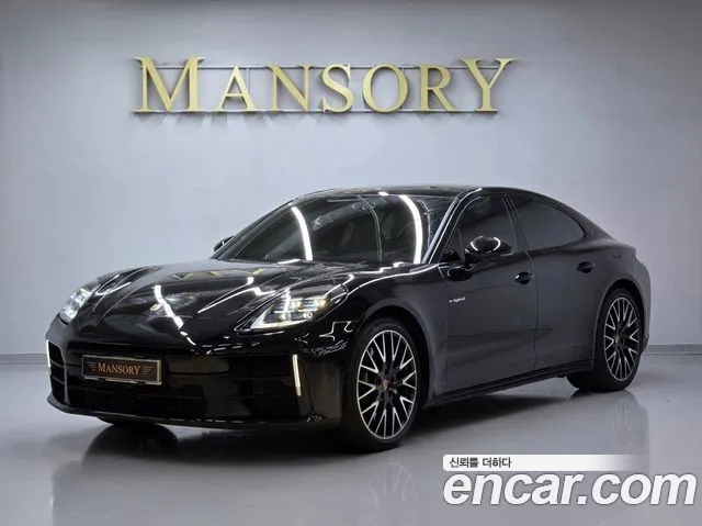 Фотография автомобиля — Porsche Panamera 976