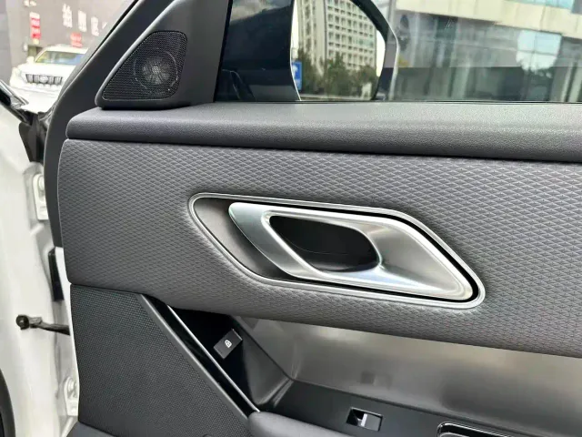Land Rover Range Rover Velar — Фото автомобиля 29
