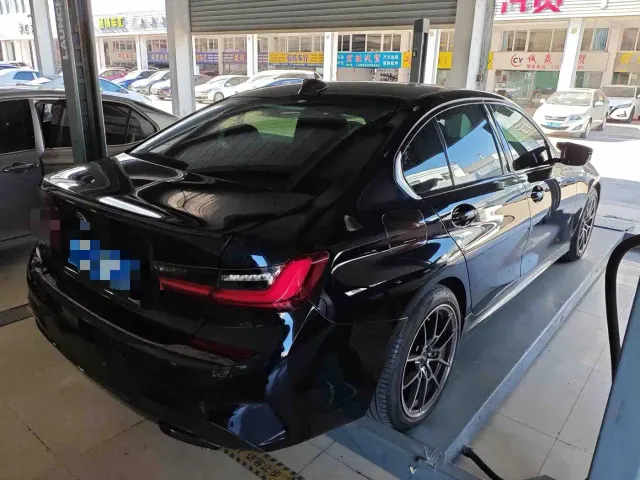 BMW 3 Series — Фото автомобиля 6
