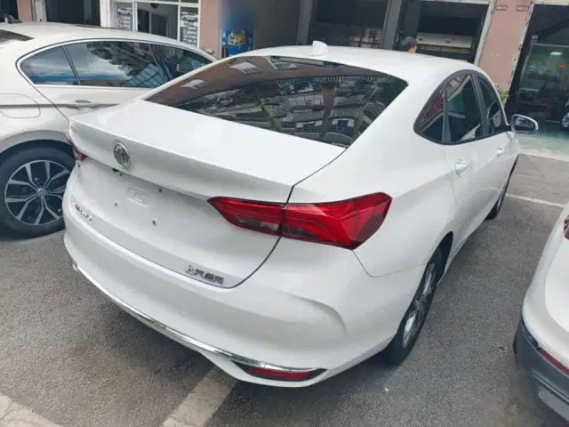 Buick Verano — Фото автомобиля 6
