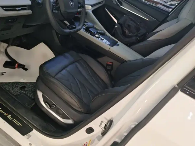 Changan CS75 Plus — Фото автомобиля 14