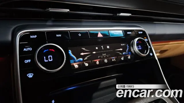 Genesis GV80 — Фото автомобиля 23