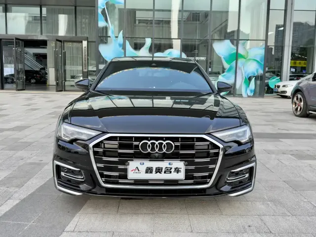 Audi Audi A6L 2023 Facelift 45 TFSI Premium Dynamic — Фото автомобиля 3