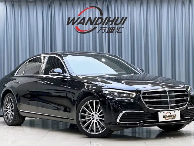 Mercedes-Benz S-Class — Фото автомобиля 3