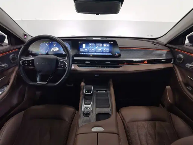 Chery Arrizo 8 — Фото автомобиля 5