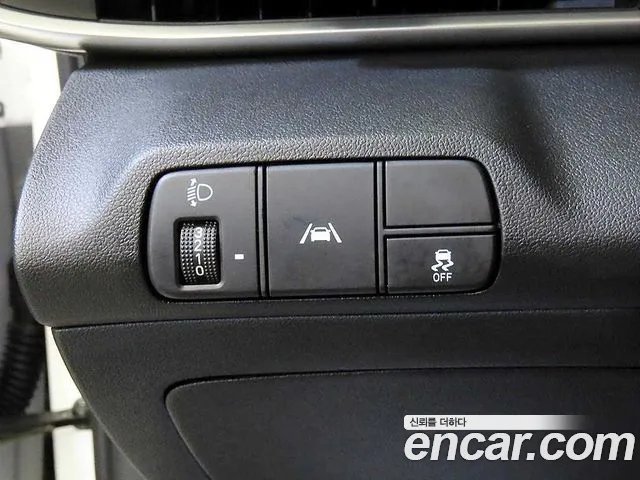 Hyundai Avante CN7 — Фото автомобиля 11