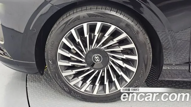 Hyundai Grandeur GN7 — Фото автомобиля 5