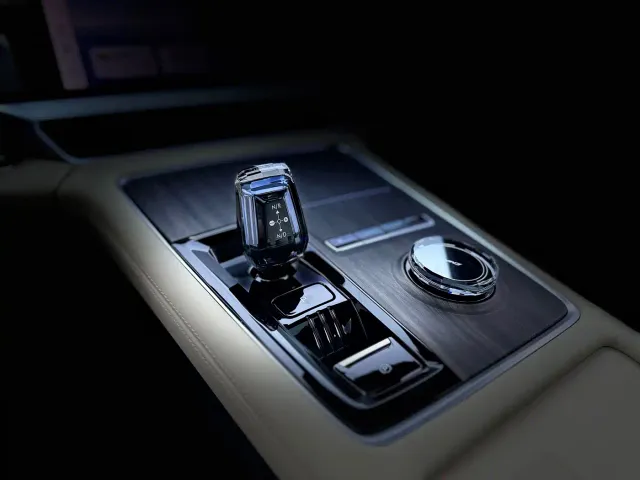 Geely Xingyue L — Фото автомобиля 18