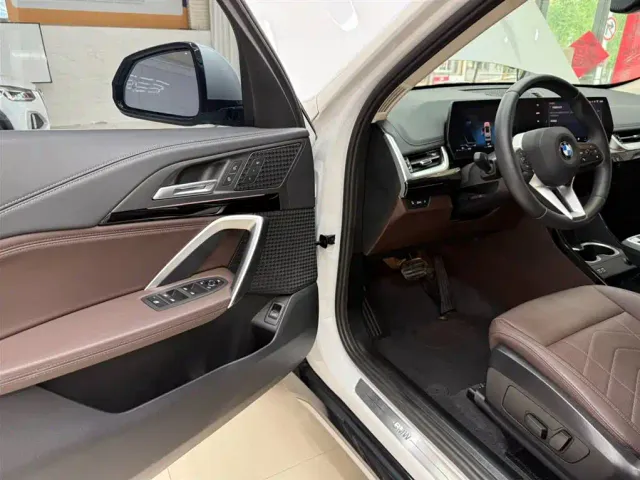 BMW X1 — Фото автомобиля 8