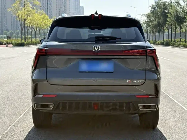Changan CS75 Plus — Фото автомобиля 9