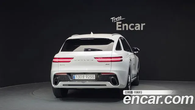 Genesis GV70 — Фото автомобиля 4