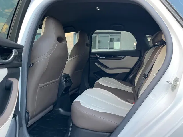 BYD Qin PLUS — Фото автомобиля 7