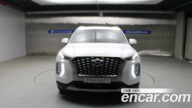 Hyundai Palisade Palisade Дизель 2.2 2WD — Фото автомобиля 3