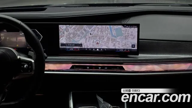 BMW 7-Series 7 серия (G70) 740i sDrive M Sport — Фото автомобиля 13