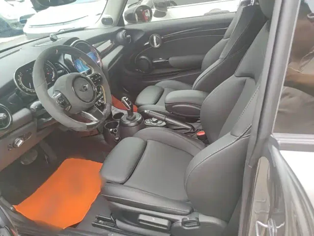 MINI Hatch — Фото автомобиля 14