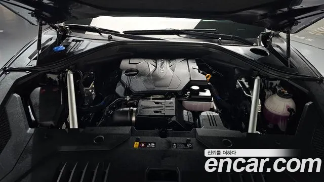 Genesis GV70 — Фото автомобиля 9