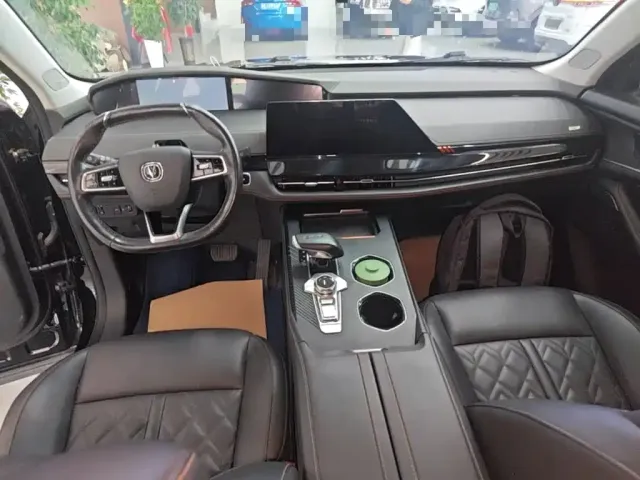 Changan Changan UNI-K 2021 2.0T Premium — Фото автомобиля 9