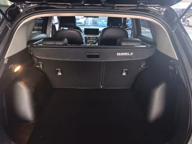 Geely Binyue 2021 1.4T DCT Diamond Edition — Фото автомобиля 13