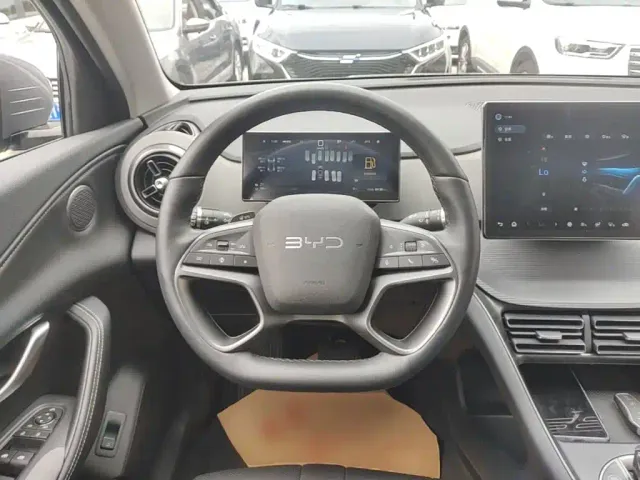 BYD Seal 05 DM-i — Фото автомобиля 10