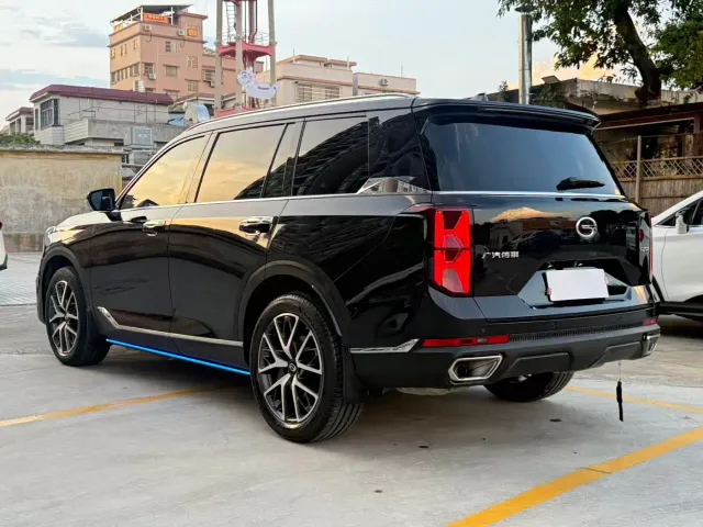 GAC Trumpchi GS8 — Фото автомобиля 9