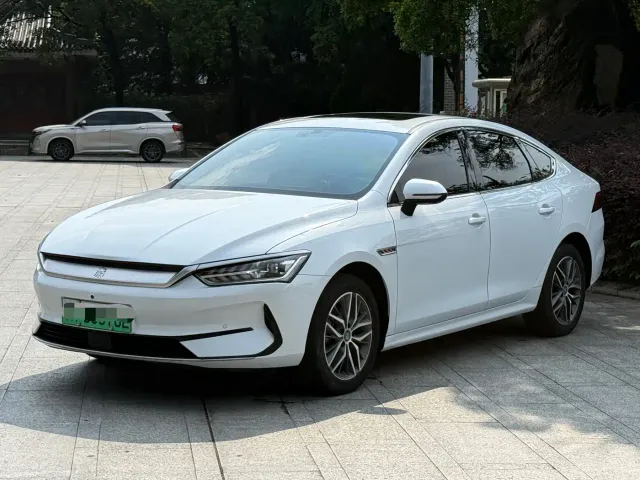 Фотография автомобиля — BYD Qin PLUS