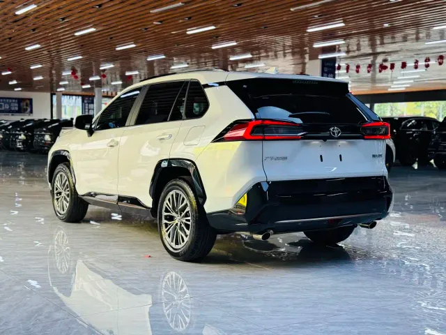 Toyota Wildlander — Фото автомобиля 17