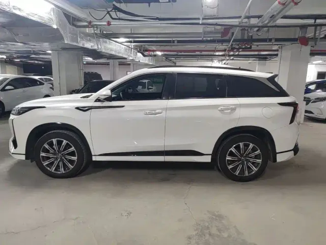 Changan CS75 Plus — Фото автомобиля 4
