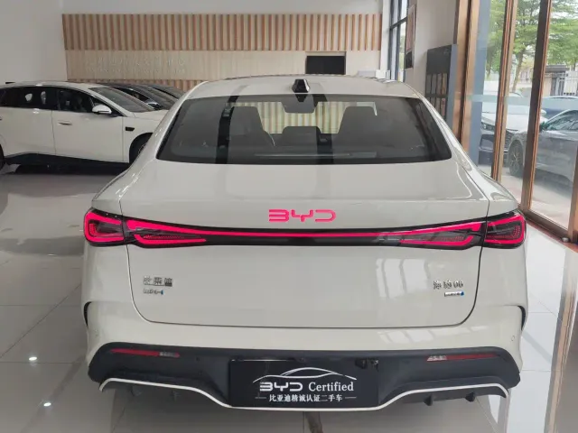 BYD Seal 06 New Energy 2025 DM-i Smart Drive Edition 120KM Luxury — Фото автомобиля 5