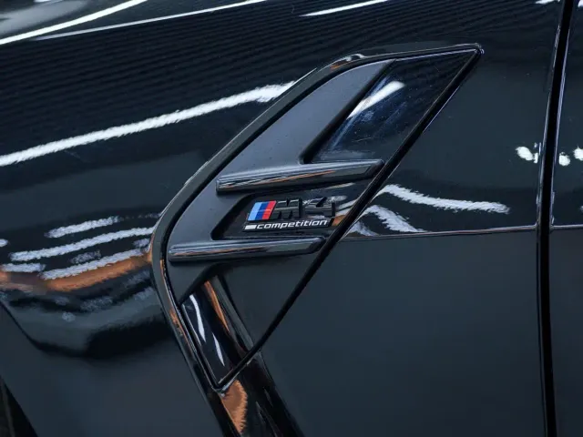 BMW M4 — Фото автомобиля 9