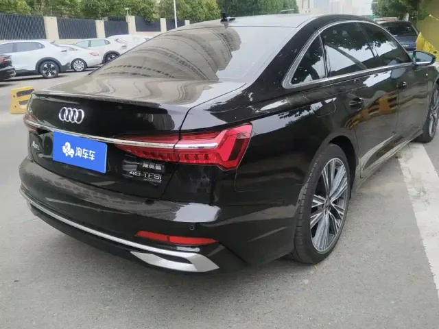 Audi A6L — Фото автомобиля 3