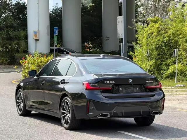 BMW 3 Series — Фото автомобиля 7