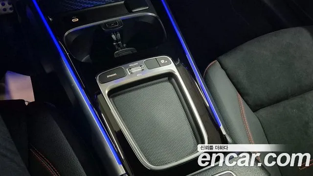 Mercedes-Benz GLB-Class — Фото автомобиля 19