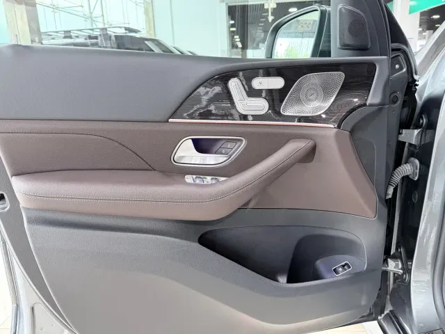 Mercedes-Benz GLE-Class — Фото автомобиля 8