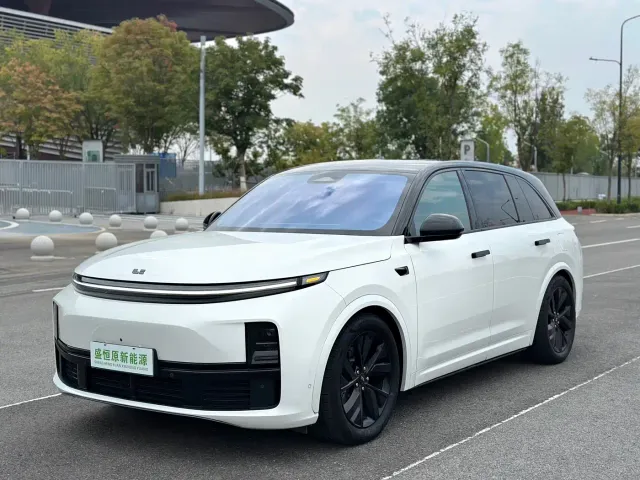 Фотография автомобиля — Li Auto L7