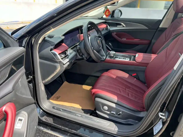 Hongqi H5 — Фото автомобиля 4
