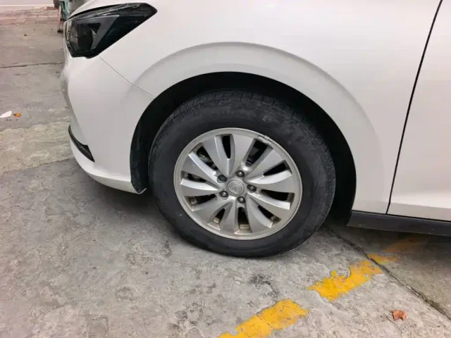 Changan Eado — Фото автомобиля 22