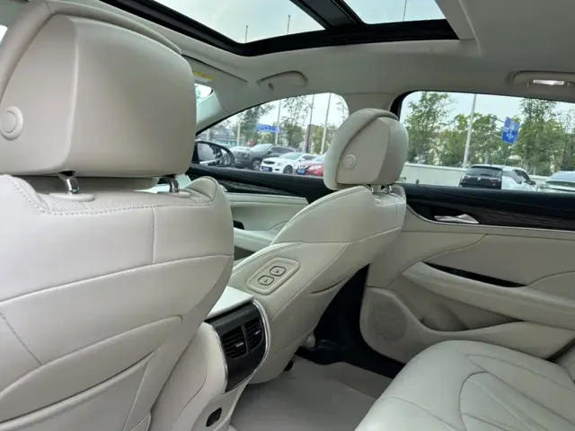 Buick LaCrosse — Фото автомобиля 11